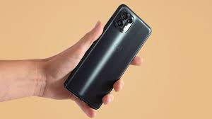 Motorola Edge 20 Lite review: not the ...