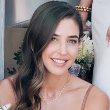 our holiday personal care products are live today at youngliving.com! 💛