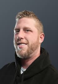 Robert Beaumier's Instagram, Twitter & Facebook