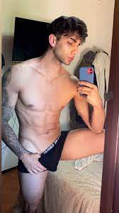 I Know You Want To See Facundo Antunes Naked