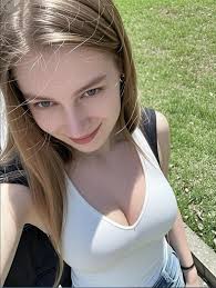 19 year single usa 🩷🇺🇸