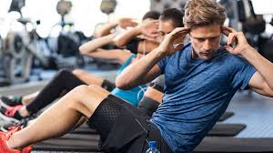 Vanaf 1 juli 2020 mogen de sportscholen weer open. 1 Juli Weer Naar De Sportschool Hoe Voorkom Je Blessures Rtl Nieuws