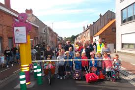Hotel moon eat and sleep. Vbs De Hoge Geest Sint Gillis Waas Paraat Voor De Schoolstraat