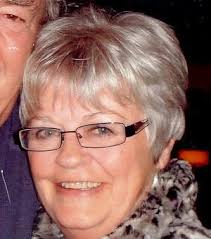 Nancy Isime shares adorable pictures of herself. I love her outfit! 😍