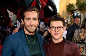 Mysterio is a fictional character based on the comic book supervillian of the same name who appears in marvel comics. Spider Man Far From Home Jake Gyllenhaal Und Tom Holland Feiern Bei Der Premiere Panorama Stuttgarter Nachrichten