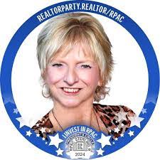 Linda Meese's Instagram, Twitter & Facebook