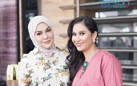 Mak cun bersetuju dengan cadangan atul itu lagipun dia sudah ada cik pon, pembantu yang boleh diharapkan. Balkisyh Semundur Jual Laksa Nasi Ayam Kerana Tiada Job Hiburan Mstar