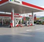 2,752 Gas Station Canopy Royalty-Free Images, Stock Photos ...