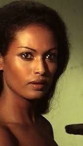 inspired by my favourite and the beautiful 70s actress Zeudi Araya 🐈‍⬛