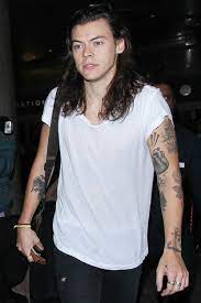 Harry styles is known for a lot of things: Harry Styles Haircut Harry Styles With Short Hair Teen Vogue