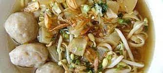 Resep Mie Kocok Lezat Bahan Bahan Yang Digunakan Untuk Membuat Mie Kocok Yen Mie Lebar Tauge Buang Akarnya Lal Resep Mie Resep Masakan Malaysia Resep