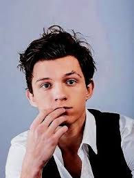 10 Classy Korean Hairstyles Ideas Tom Holland Tom Holland Peter Parker Tom Holland Spiderman
