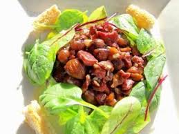 Salade Aux Gesiers De Canard Confits Chataignes Grillees Jeunes Pousses Recette Ptitchef Recette Gesier De Canard Recettes De Cuisine Confit De Canard