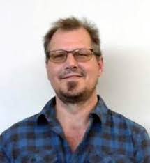 Johnny Warford's Instagram, Twitter & Facebook