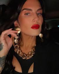 Tally Herceg (@mommylovesjedi) • Instagram photos and videos