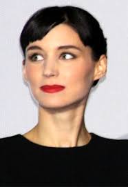 Portal generalist care include un director de tip web, o revistă a presei, articole şi anunţuri din diferite domenii, jocuri online, galerii de imagini şi un forum de discuţii. Rooney Mara Wikipedia