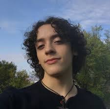 Dante Gonzalez's Instagram, Twitter & Facebook