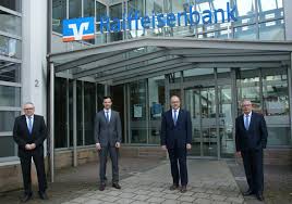 Wir sind persönlich für sie da: Raiffeisenbank Im Fuldaer Land Eg Tagt Erneut Online