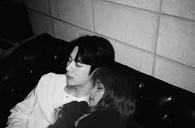 Ngày 24/6, người hâm mộ kpop truyền tay nhau một đoạn clip jackson (got7) thực hiện những động tác vũ đạo vô cùng đáng yêu tại chương trình . Jacklisa Hashtag On Twitter