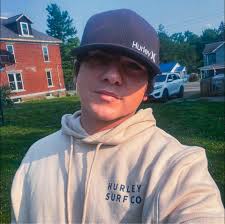 How to maintain a pool with slippery and cloudy water?