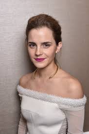 As a child artist, she rose to prominence after landing her first professional acting role as hermione granger in the harry potter film series, having acted only in school plays previously. Emma Watson Love Emwatson Vk Twitter