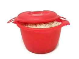 There's no problem if you use the smaller rice cup for measuring both rice and water or use it to measure rice and add water to the rice cooker pot up to. How To Cook Rice In A Microwave Rice Cooker Top 3 Favorite Brands