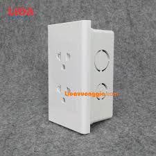 Combo ổ cắm điện đôi 3 chấu LiOA 16A 3520W - Lắp âm tường