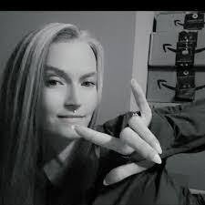 Dale Hazard's Instagram, Twitter & Facebook