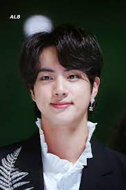 Help help help help help!! Pin By Julieth Natalia On Jin Mma 2019 Seokjin Worldwide Handsome