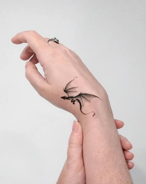 30 Cute Hand Tattoo Ideas for Women to Inspire Your Next Ink