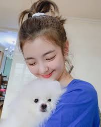 The best gifs for itzy lia. Lia Flaunts Her Innocent Beauty On Itzy S Official Instagram Page Kpoplover