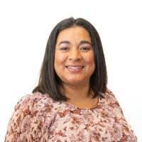 Lisa Tewell's Instagram, Twitter & Facebook