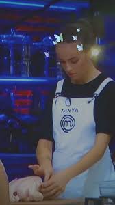 Bambabam Susma Adli Kullanicinin Masterchef Panosundaki Pin 2020 Unluler Mizah Egitim