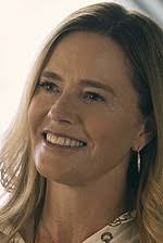 Elisabeth Shue