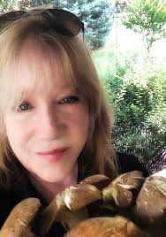 New Deal: MUSHROOM GASTRONOMY: THE ULTIMATE MUSHROOM LOVER'S COOKBOOK by  Krista Towns