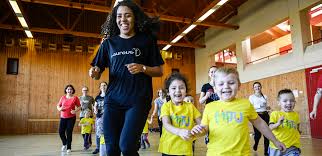 Mujinga kambundji 5e du 200m européen [легкая атлетика: Mujinga Kambundji Ist Neue Laureus Botschafterin Laureus Ch