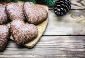 Cœur Aux Epices Decouvrez Cette Recette Alsacienne Aux Doux Parfums De Chocolat Cannelle Girofle Et Anis Recette Gateau Noel Recette Bredele De Noel