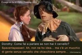 Far behind, thrown behind, look always behind, in cima alle spalle. Frasi Sul Parlare Alle Spalle