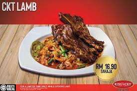 Salam bahgia, kami ada juga menyediakan charkuewtiaw penang style(basah/berkuah), dan kuewtiaw taiping(kering) dengan harga yang cukup menarik. Char Kuey Teow Lamb Picture Of King S Char Kuey Teow Port Dickson Tripadvisor