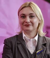 Bureau Member Archives