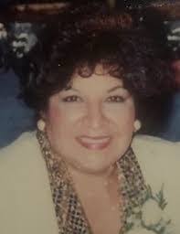 Sandra Sweeney's Instagram, Twitter & Facebook