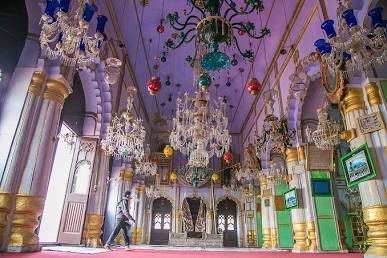 Chhota Imambara's ornate chandelier-lit hall, AI generated