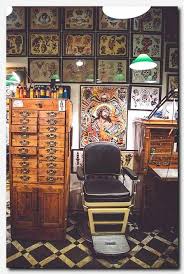 Forever ink's main purpose is to create beautiful tattoo experiences for their customers. Tattooshop Tattoo Tattoo Couple Love Tattoo Healing Stages Dragon Tattoo Movie Female Tattoos On Sho Tattoo Parlors Tattoo Shop Decor Tattoo Shop Interior