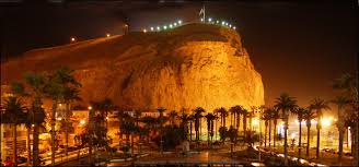 Locals tend to visit the place, so this makes a good spot to meet. Picture Gallery Of Morro De Arica Photo And Images Gallery