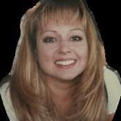 Paula Esquer's Instagram, Twitter & Facebook