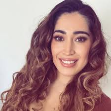 No offense, but I really don't get the hype around Squid Game #120. Like…  what did y'all think she did? All she did was let her ONLY friend die in  front of