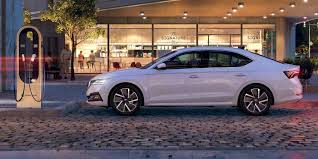 Hybrid rovnakej veľkosti u nás ponúka len toyota, model yaris. Ako Vyzera Bezny Zivot S Plug In Hybridom CestovateÄ¾sky Blog