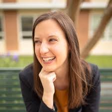 Laura Fretwell's Instagram, Twitter & Facebook