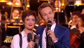 En couple avec catherine robert, vianney a su se faire une place de choix. Avec Emotion Et Dignite Cyril Feraud Annonce La Mort De Son Papa Il Nous Regarde Pour La Premiere Fois Depuis Les Etoiles Les Infos Videos