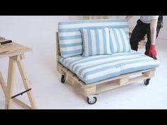 Diy Fabriquez Une Banquette En Palette Meuble En Palette Petit Budget 18h39 Fr Terrasse Diy Sofa Diy Furniture Et Funky Furniture